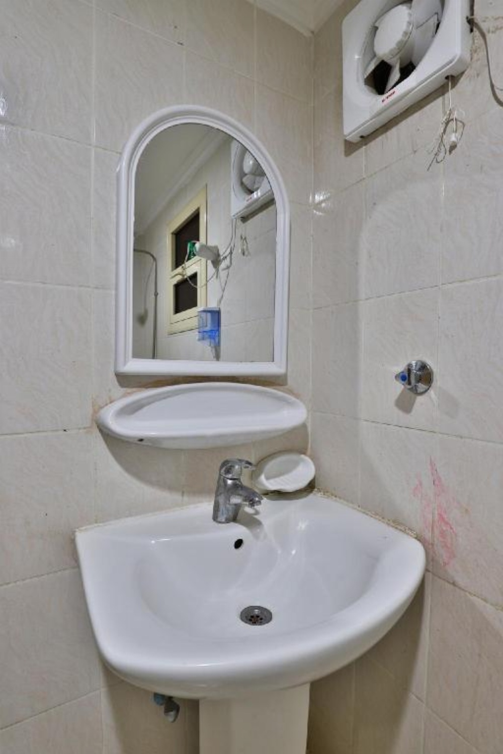 OYO 429 Hamsat Taiba Hotel Image 23