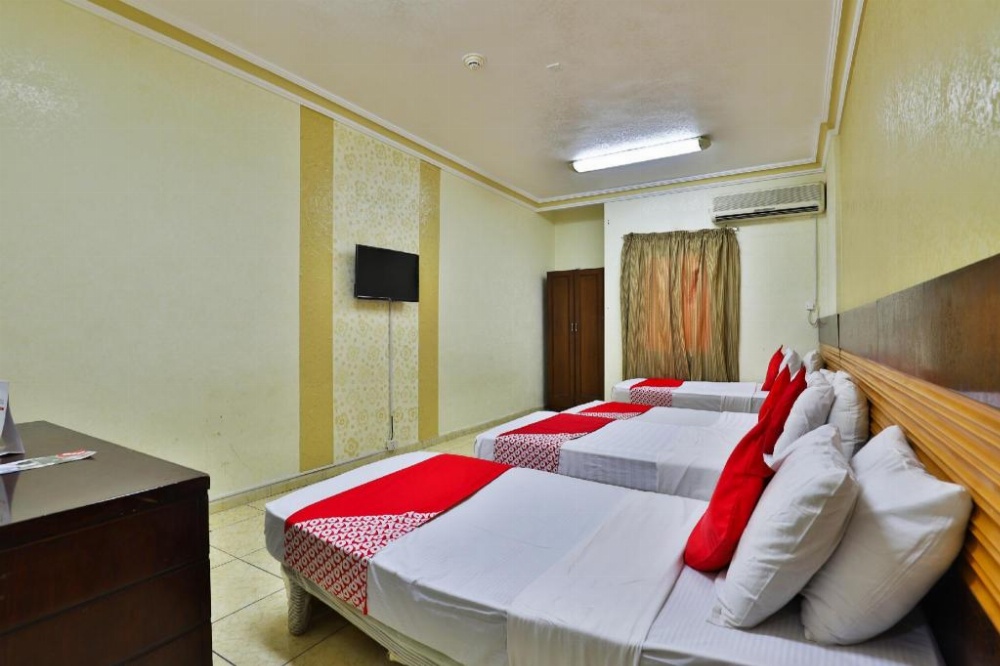OYO 429 Hamsat Taiba Hotel Image 26
